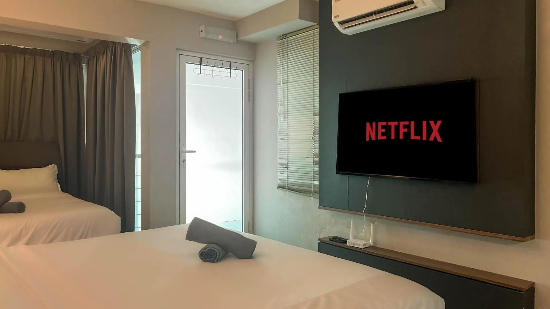 Maritime Suites Duplex In Karpal Singh With Netflix & Free Wifi George Town Apartment