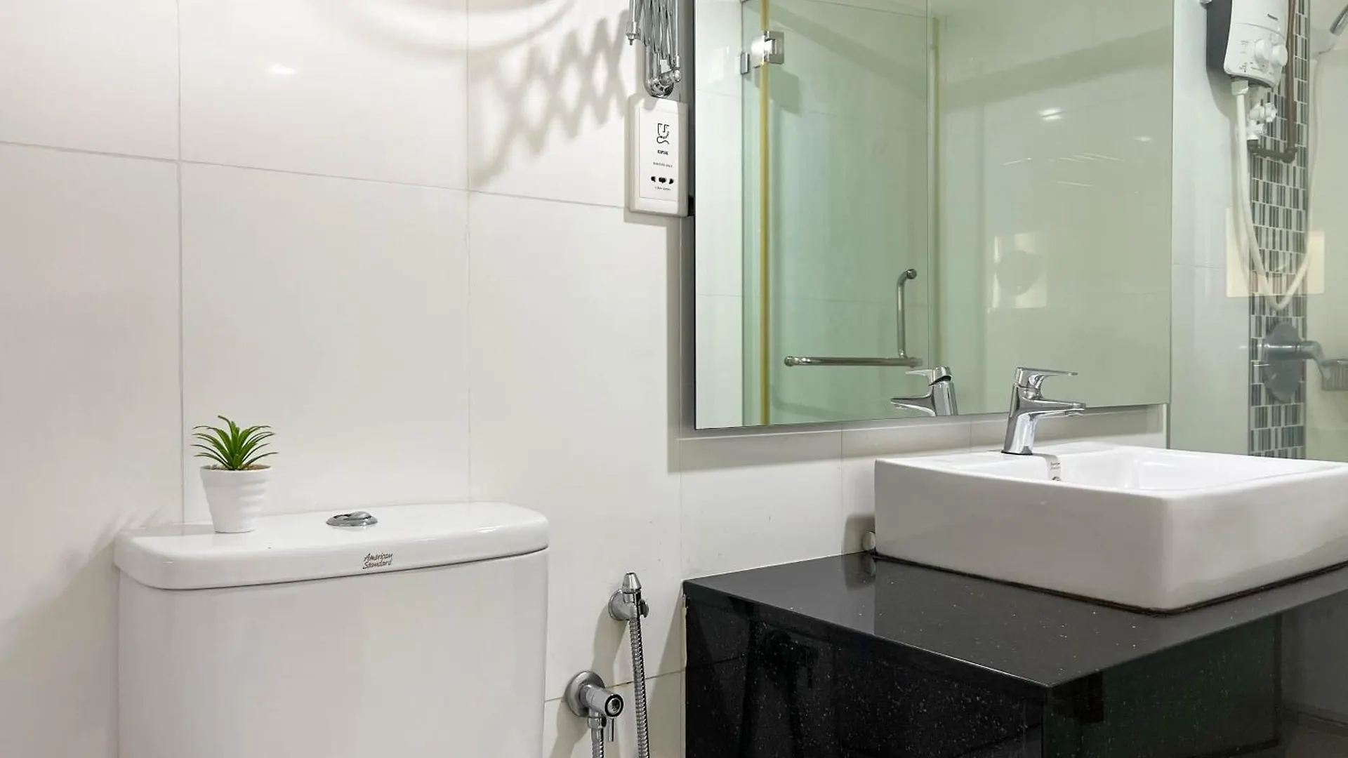 Maritime Suites Duplex In Karpal Singh With Netflix & Free Wifi George Town 0*,  Malaysia